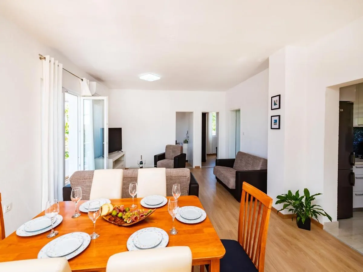 Apartment Apartmani Ml Jasenice